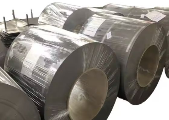 Un buon prezzo. Acciaio elettrico non orientato ad induzione ad alta saturazione con finitura superficiale liscia e metodo di lavorazione a freddo in linea