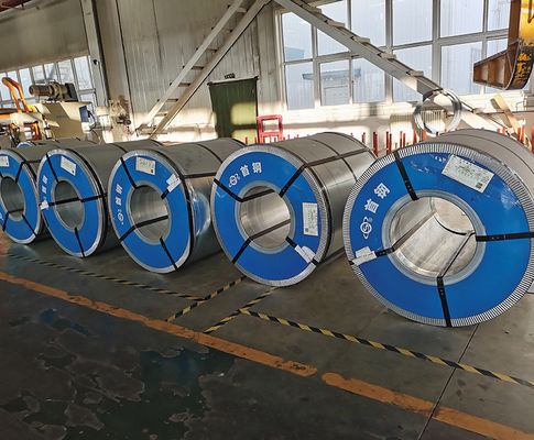 Un buon prezzo. Finitura superficiale liscia Acciaio elettrico non orientato 1000 mm Larghezza 0,5 mm Spessore per applicazioni industriali in linea